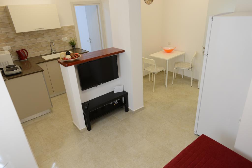 Olga Beach Apartments Haïfa Extérieur photo